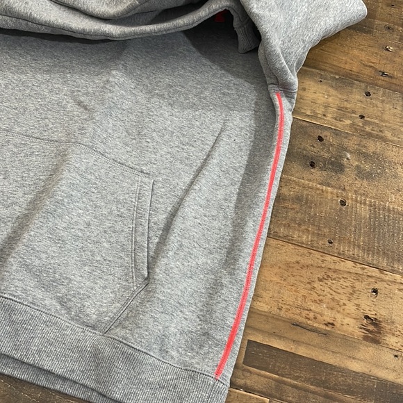 Under Armour hoodie - Picture 4 of 7